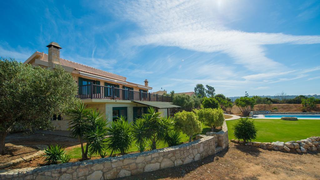 Villa Mathea Kounoupidhiana Exterior photo